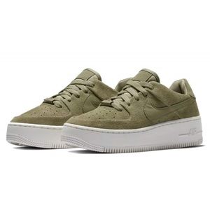 Nike AF1 sage low
